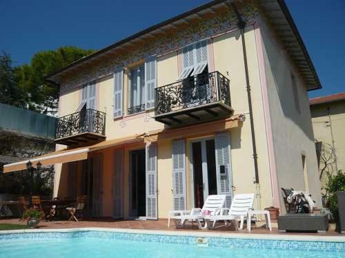 B&B Les Pervenches Nisa Exterior foto